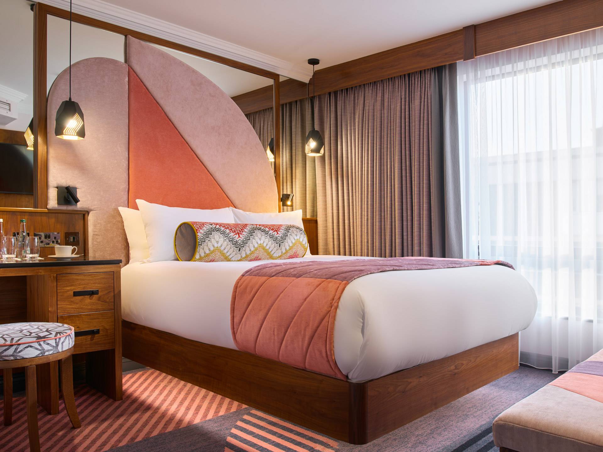 Boutique Room